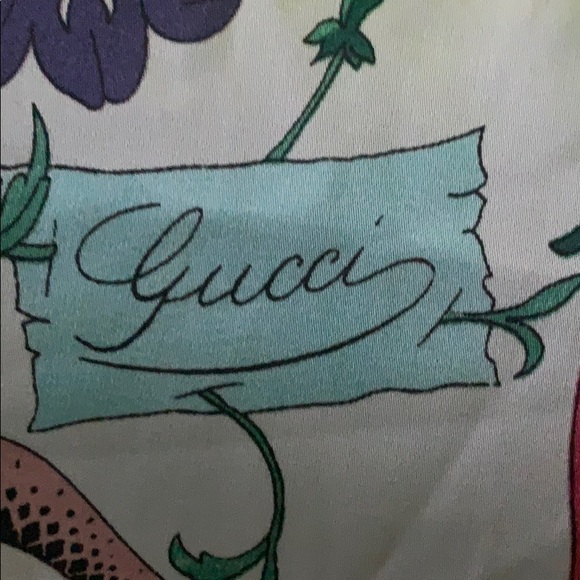 gucci silk scarf - Picture 2 of 2